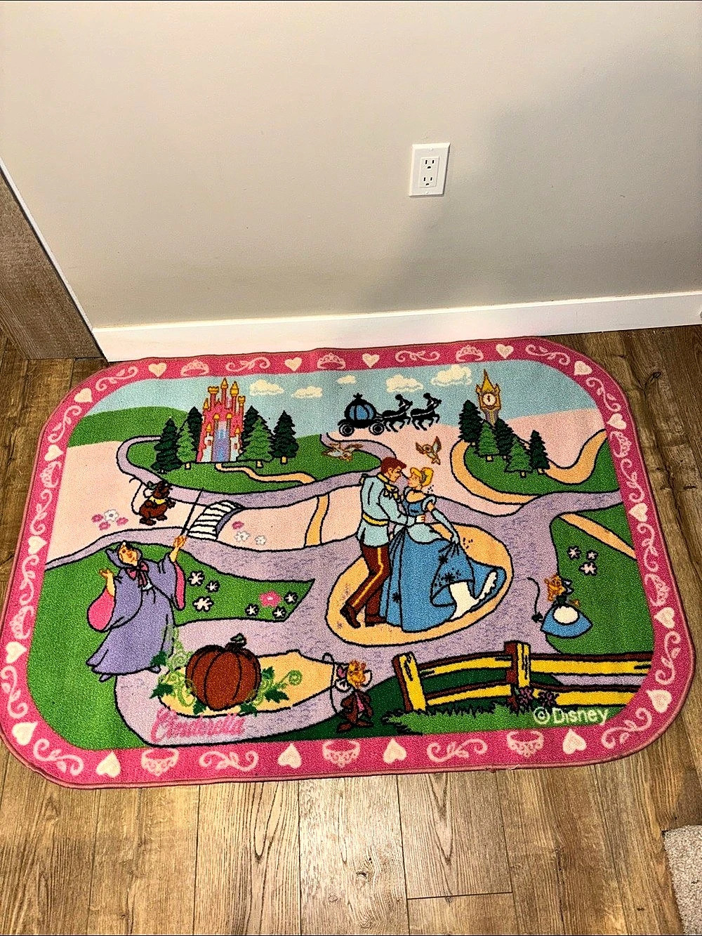 Disney Princess Folding Chair & Rug Set in Pink with Disney book (5 min stories)